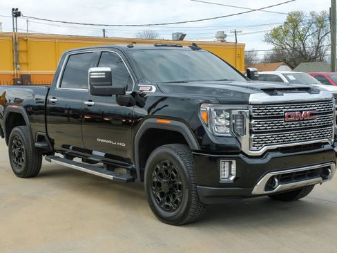 Used 2020 GMC Sierra 2500 Denali w/ Denali Ultimate Package AWD/4WD image 2