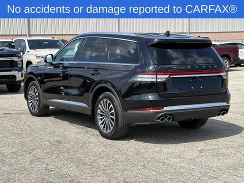 Used 2023 Lincoln Aviator Reserve AWD/4WD image 3