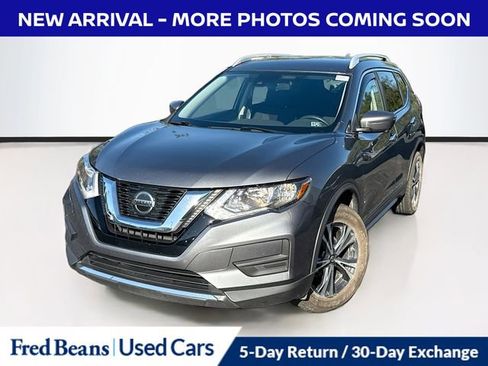 Used 2020 Nissan Rogue SV w/ Premium Package image 11