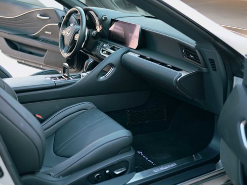 Used 2024 Lexus LC 500 Convertible image 20