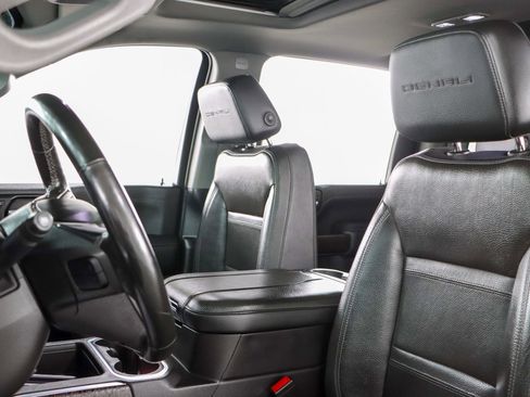 Used 2023 GMC Sierra 2500 Denali w/ Denali Ultimate Package image 27