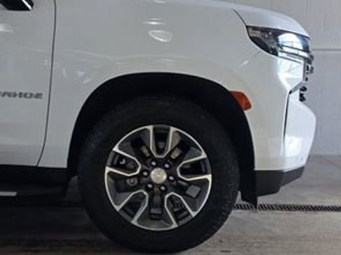 Used 2021 Chevrolet Tahoe LT w/ LT Signature Package image 37