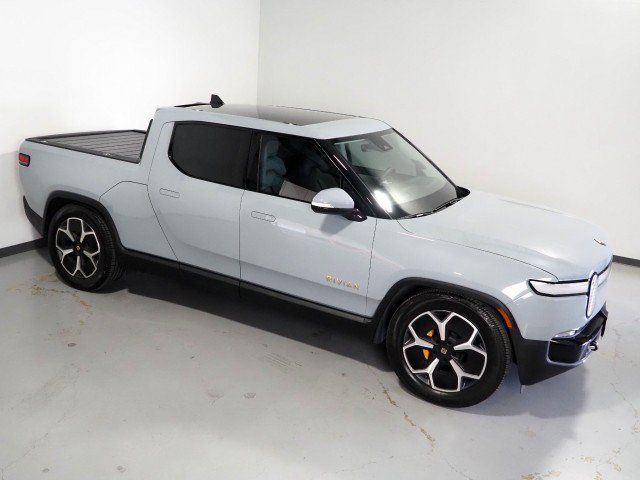 Used 2022 Rivian R1T AWD Adventure Quad image 13