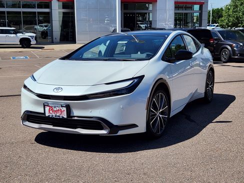 New 2026 Toyota Prius Limited w/ Limited Premium Package FWD image 4