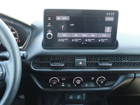 Certified 2026 Honda HR-V LX image 15