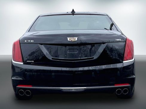 Used 2018 Cadillac CT6 3.6 AWD image 3