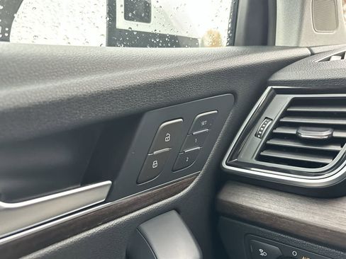 Used 2024 Audi Q5 2.0T Premium Plus image 30