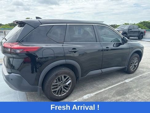 Used 2022 Nissan Rogue S FWD image 13