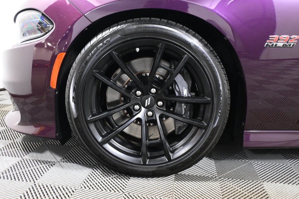 Used 2022 Dodge Charger Scat Pack w/ Dynamics Package RWD image 12