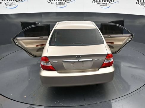 Used 2002 Toyota Camry XLE FWD image 35