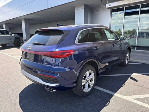 Used 2025 Audi Q5 Premium w/ Convenience Package AWD/4WD image 3