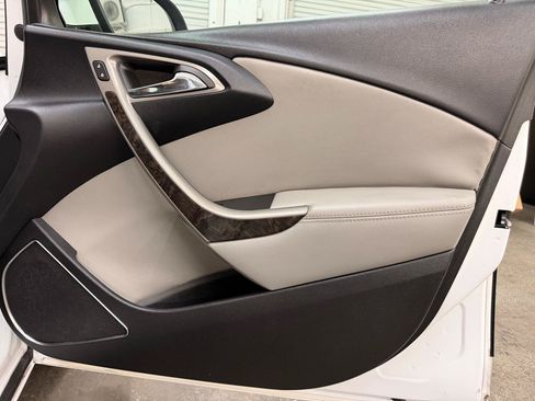 Used 2015 Buick Verano Convenience FWD image 29