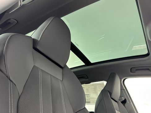 New 2025 Audi Q5 Premium Plus image 16