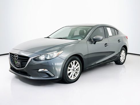 Used 2016 MAZDA MAZDA3 i Sport w/ Preferred Equipment Package image 3