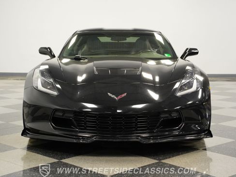Used 2015 Chevrolet Corvette Stingray Coupe RWD image 18