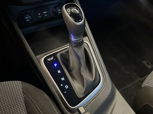 Used 2019 Hyundai Accent SE FWD image 16