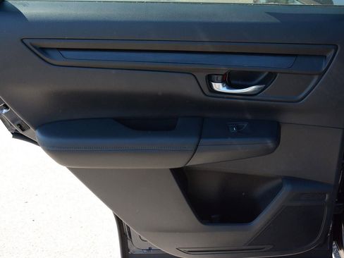 Used 2025 Honda CR-V EX image 15