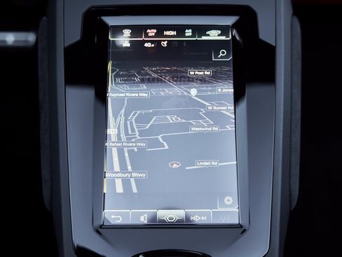 Used 2024 Lamborghini Huracan EVO image 59