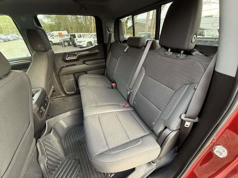 Used 2024 Chevrolet Silverado 1500 LT Trail Boss w/ Convenience Package II AWD/4WD image 13