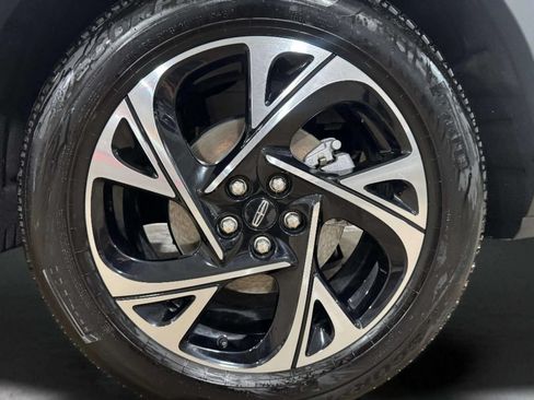 Certified 2026 Lincoln Nautilus Premier w/ Jet Appearance Package AWD/4WD image 26
