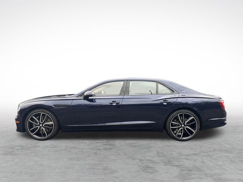 Used 2024 Bentley Flying Spur V8 image 5
