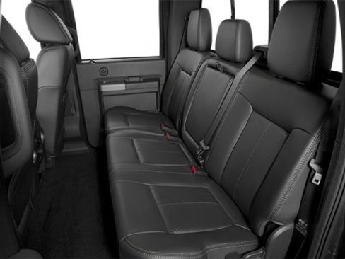 Used 2014 Ford F250 Lariat w/ Lariat Interior Package image 13