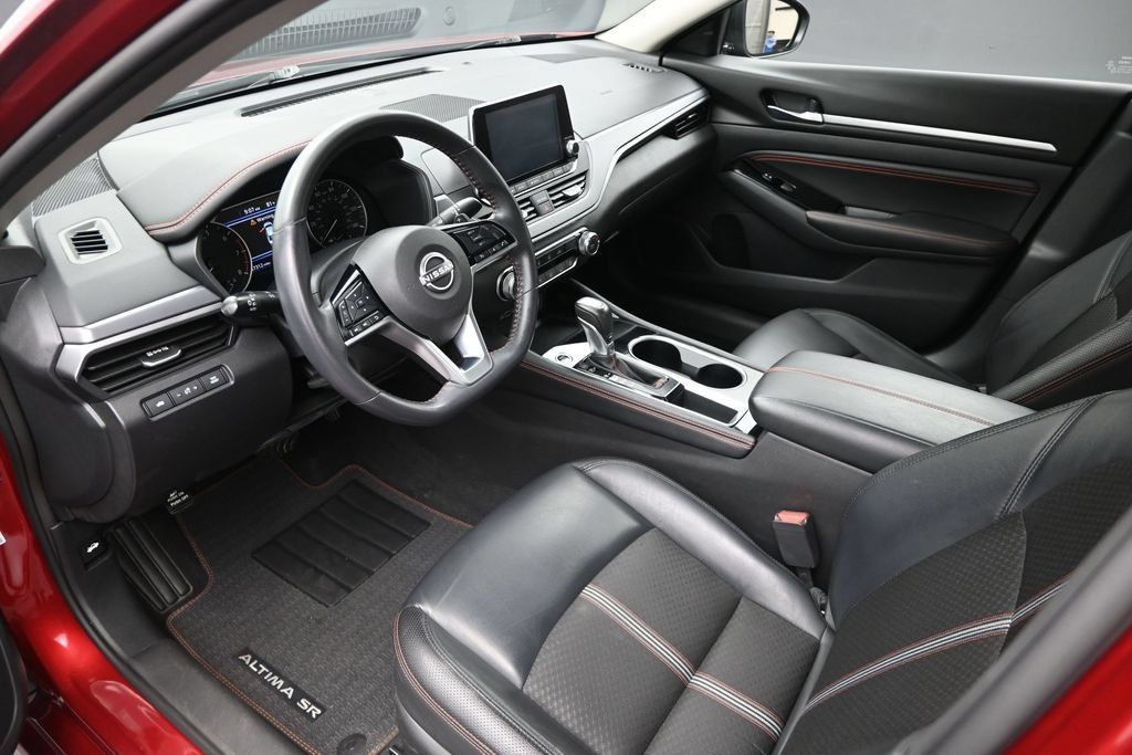 Certified 2023 Nissan Altima 2.5 SR FWD image 21