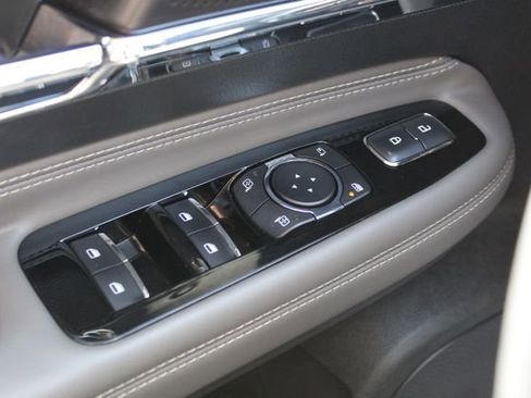 Certified 2024 Lincoln Corsair AWD w/ Equipment Group 101A image 21