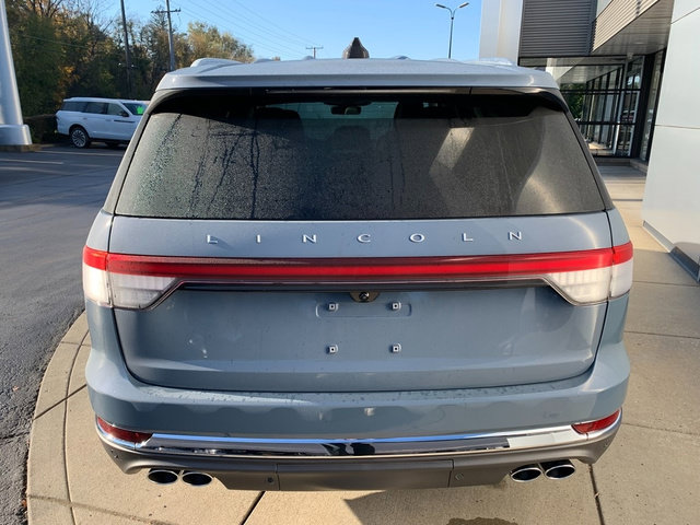 New 2027 Lincoln Aviator Reserve AWD/4WD image 4