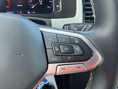 Used 2021 Volkswagen Atlas Cross Sport SEL AWD/4WD image 36