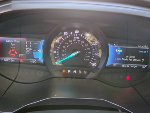 Used 2024 Ford Edge SE w/ Black Appearance Package image 19