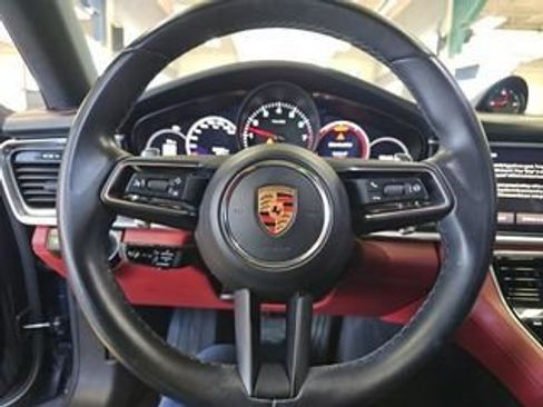 Used 2023 Porsche Panamera 4 Platinum Edition AWD/4WD image 5