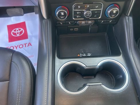 Used 2024 Chevrolet Tahoe LT image 18