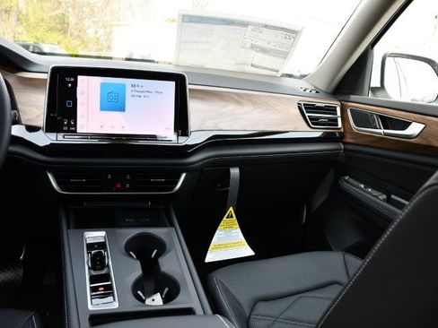 New 2026 Volkswagen Atlas SE AWD/4WD image 19