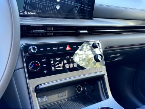 New 2026 Genesis GV80 3.5T Prestige image 12