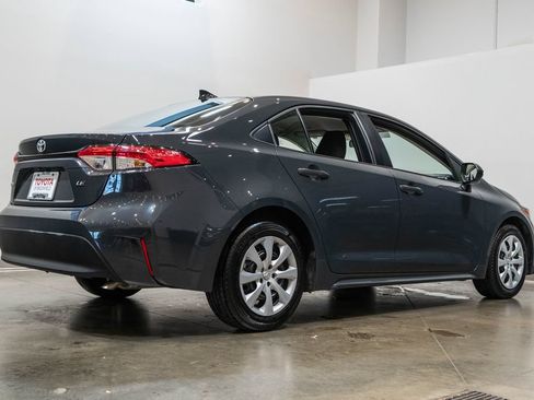 Used 2024 Toyota Corolla LE FWD image 9