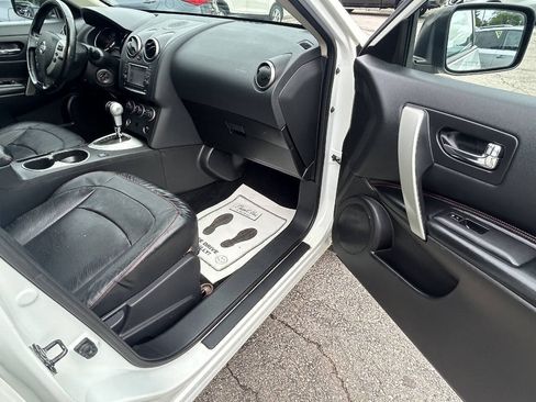 Used 2013 Nissan Rogue SL AWD/4WD image 9