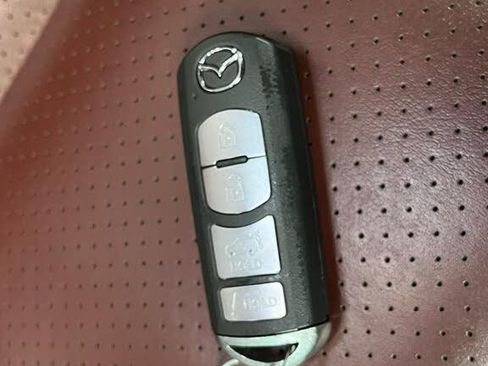 Used 2017 MAZDA CX-9 Signature AWD/4WD image 38