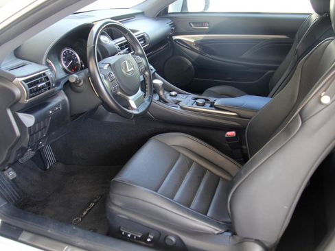 Used 2016 Lexus RC 200t image 19