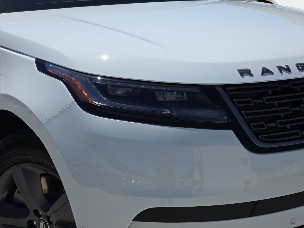 New 2026 Land Rover Range Rover Velar S AWD/4WD image 32
