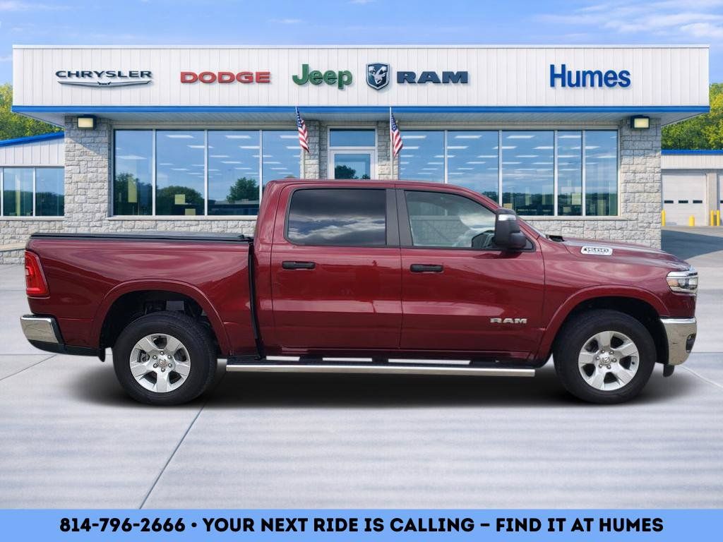 Used 2025 RAM 1500 Big Horn AWD/4WD image 2