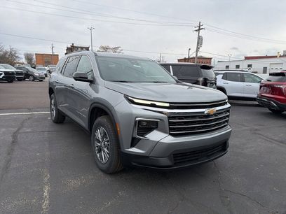 New 2026 Chevrolet Traverse LT