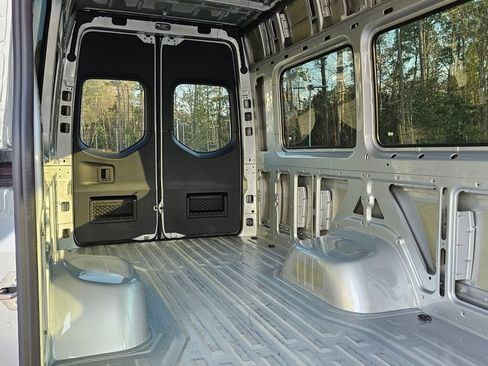 Used 2023 Mercedes-Benz Sprinter 3500 w/ Parking Package image 18