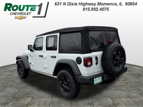 Used 2021 Jeep Wrangler Unlimited Sport AWD/4WD image 3