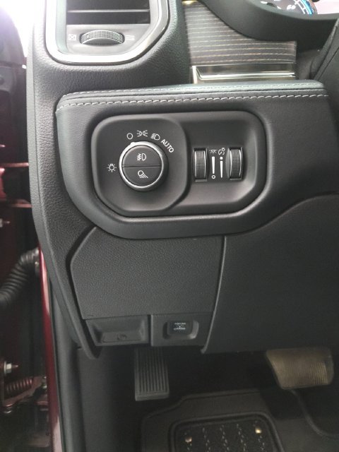 Used 2021 RAM 2500 Limited AWD/4WD image 40