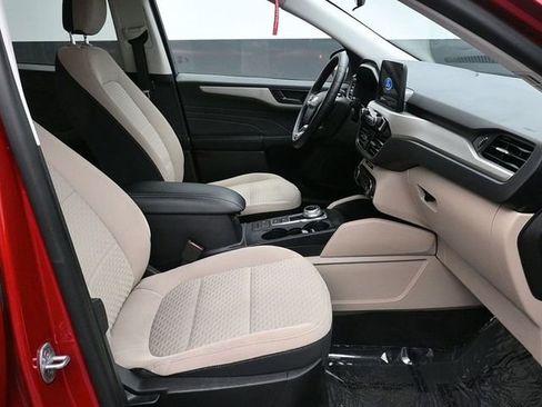 Used 2022 Ford Escape SE w/ Convenience Package image 9