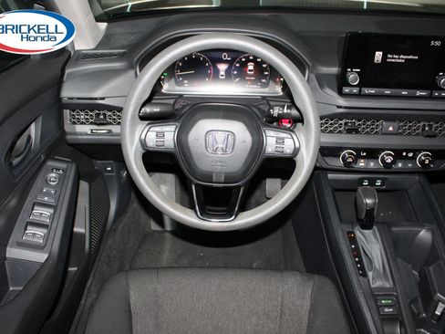 Used 2025 Honda Accord LX image 19