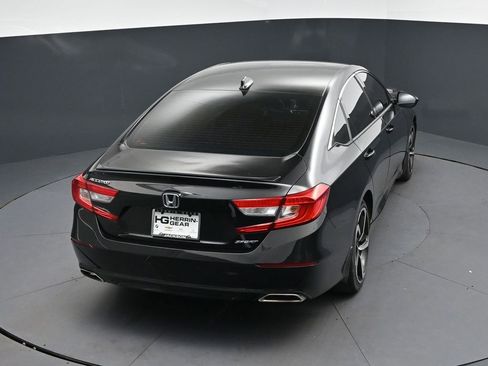 Used 2018 Honda Accord Sport image 35