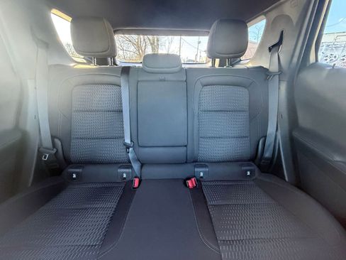 Used 2025 Chevrolet Equinox LT image 37