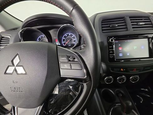 Used 2017 Mitsubishi Outlander Sport LE AWD/4WD image 28